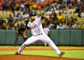 Aguilas y Gigantes triunfan en el beisbol profesional de la RD
