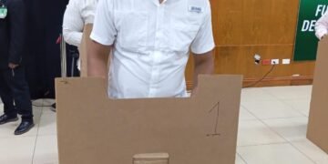 La Opinion de alfonso Morel .politica y trabajo social