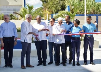 Presidente Abinader inaugura Liceo Experimental de la UASD en Elías Piña tras 12 años paralizado