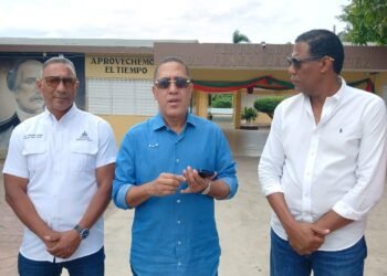 Infraestructura Escolar interviene tres centros educativos en Moca, Espaillat en el marco del programa «Navidad en las Aulas 24/7»