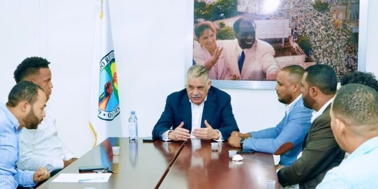 PRD: Corrupción en el Senasa financió la campaña del PRM