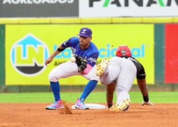 Aguilas y Gigantes triunfan; el Licey deja tendido al Escogido