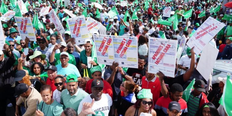 FP a JCE: Fue constitucional y cívica la “Marcha del Pueblo”