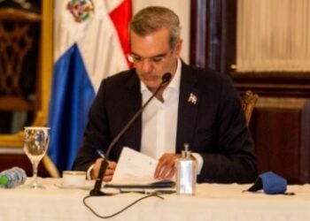 Abinader sustituye la OPRET y fortalece funciones de la ETED