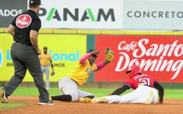 Águilas y Toros jugarán partido para definir equipo irá a la final