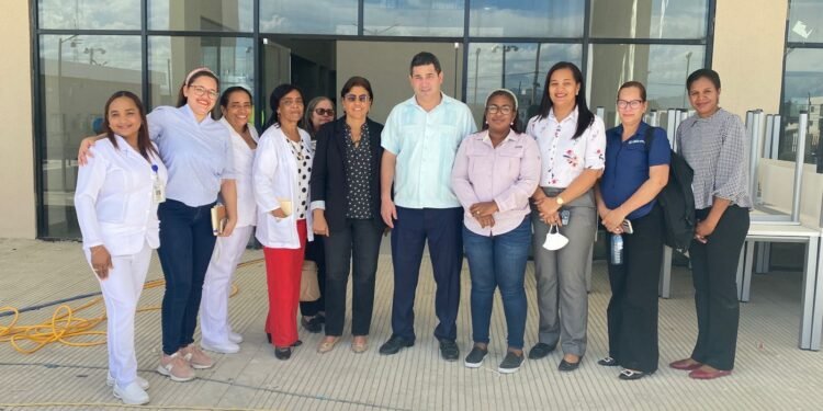 Director Regional de Salud Cibao Noroeste Dr Ramon Rodriguez realiza visita al Nuevo Hospital dajabon