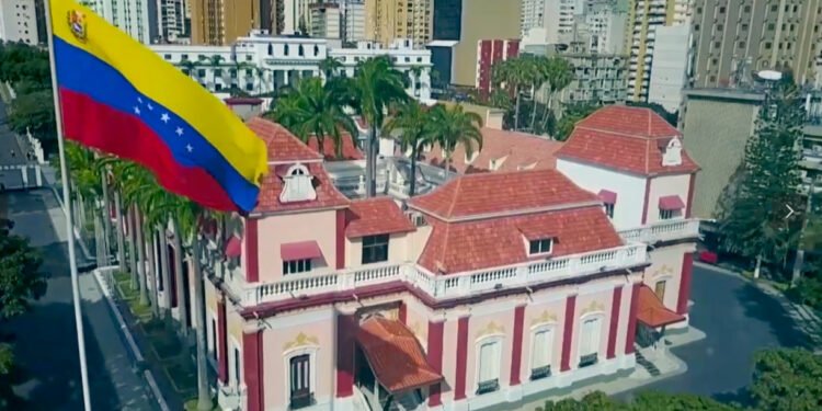 Delcy nombra nuevos titulares de tres ministerios Venezuela