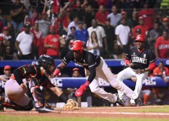 Toros derrotan a los Leones en la final del beisbol dominicano
