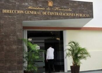 Suspenden registro proveedores del Estado a 300 funcionarios
