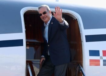 Abinader viaja a Dubái a una Cumbre Mundial de Gobiernos