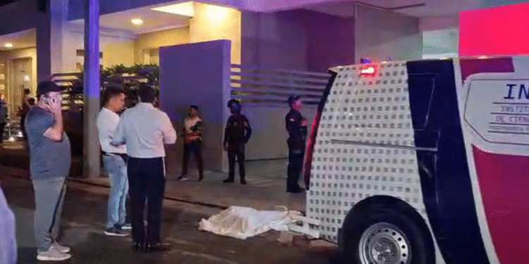 Esposa de cónsul canadiense en RD muere al caer de torre en DN