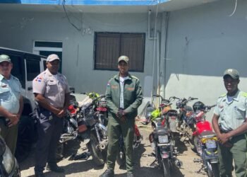 Digesset arrecia operativos contra motocicletas por alta velocidad y violación a ley de tránsito en Dajabón