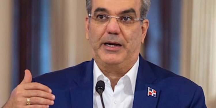 Abinader es 4to presidente mejor valorado Latinoamérica