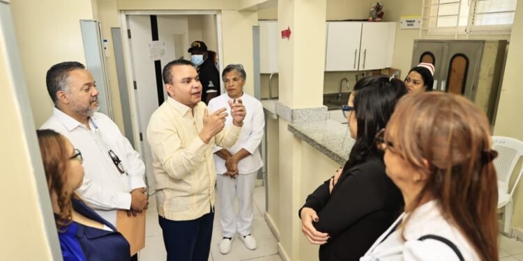 Dice el SNS garantiza en 100% suministros de sus programas