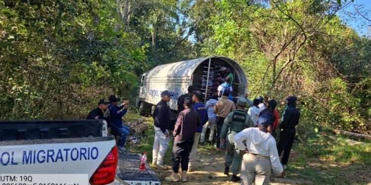 Migración detiene más de mil haitianos sin documentos en RD