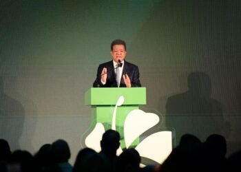 Leonel acusa PRM de quebrar a los productores agropecuarios