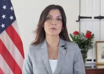 Embajadora de EEUU anuncia reapertura oficina DEA en SD