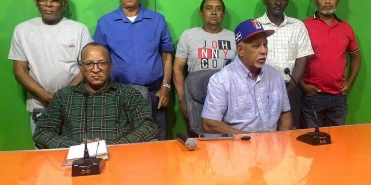 Asociación de Vendedores de Yuca advierte contrabando desde Haití podría llevarlos a la quiebra