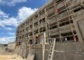 Construcción de complejo educativo-deportivo de Manoguayabo avanza a buen ritmo y se proyecta su entrega para el próximo año escolar 2026-2027