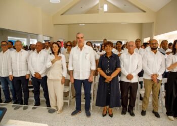 Presidente Abinader inaugura centro educativo inicial reconvertido para 175 niños y honra legado de Nelsy Cruz, en Montecristi*
