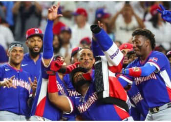 RD gana duelo a Venezuela y avanza invicto Clásico Mundial