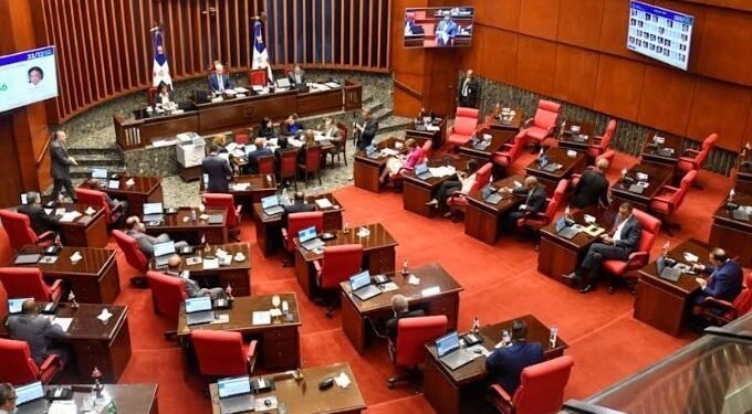 Senado aprueba eliminar las candidaturas independientes