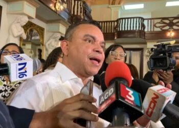 Director SNS resta validez paro enfermeras, atienden reclamos