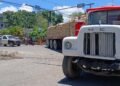Caos vehicular paraliza tránsito en Dajabón por mas de 3 horas y mala planificación