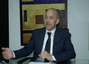 Suspenden por un año a tres abogados por faltas éticas