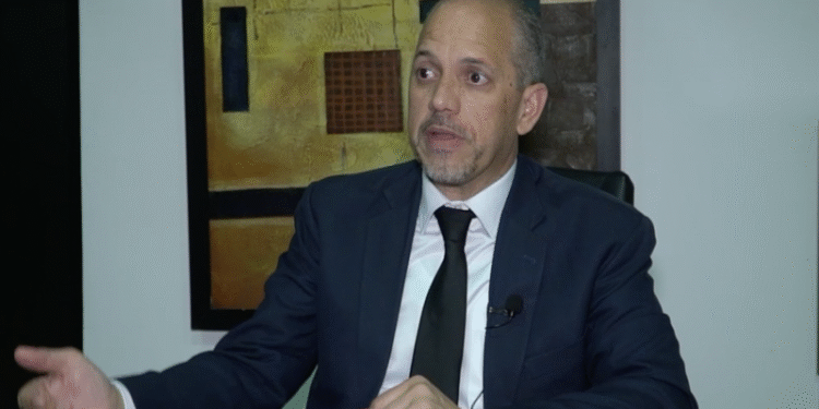 Suspenden por un año a tres abogados por faltas éticas