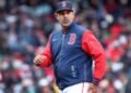 Boston Red Sox despiden al veterano mánager Alex Cora