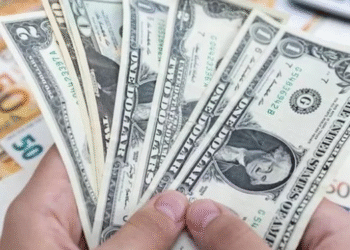 Dólar mantiene tendencia a la baja en RD, dice Banco Central