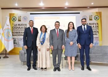 JCE continúa entrega de la nueva cédula a personas con discapacidad en coordinación con CONADIS