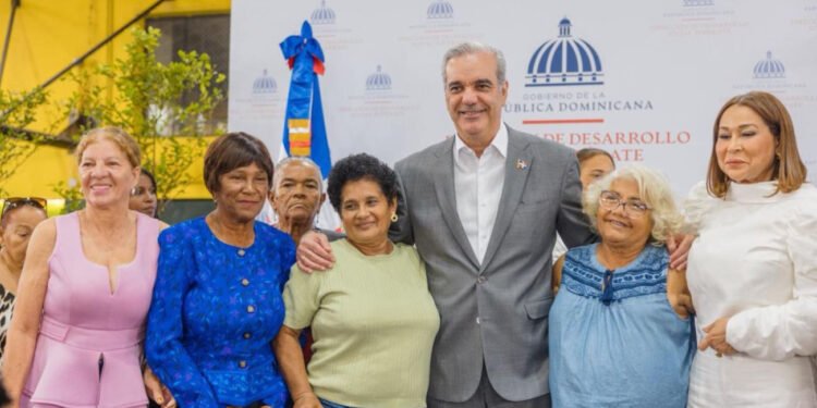 Más de un millón dominicanas recibirán $1,500 en Día Madres