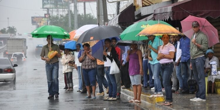 Fuertes aguaceros este sábado en provincias RD por vaguada