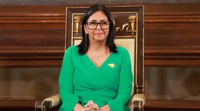 Delcy: Es hora de que regresen ya los venezolanos del exterior