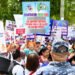 Trabajadores salud protestan por los bajos salarios en la RD