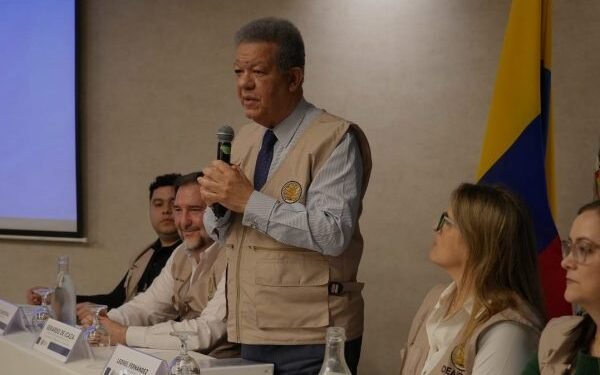Leonel y OEA destacan jornada sin incidentes en Colombia