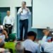 Leonel exige al Gobierno reducir el precio de los combustibles