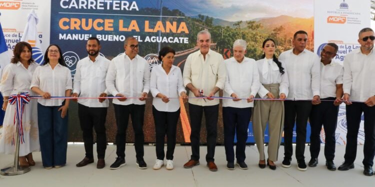 Presidente inaugura obras en Dajabón y Santiago Rodríguez