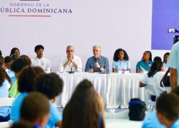 Abinader dice zona Samaná se transforma con inversión oficial