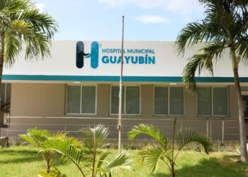 Presidente Luis Abinader inaugura obras salud, vialidad y titulación de terrenos