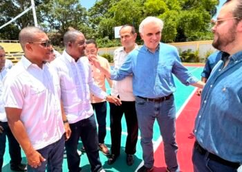 Ministro Luis Miguel De Camps inaugura escuela y techado de liceo en Las Terrenas que beneficiarán a más de mil estudiantesl