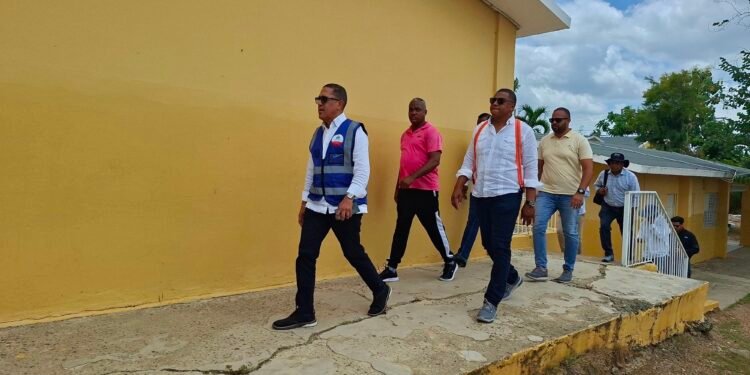 Construcción de nuevas aulas para el nuevo año escolar avanzan de manera acelerada en El Seibo y La Romana