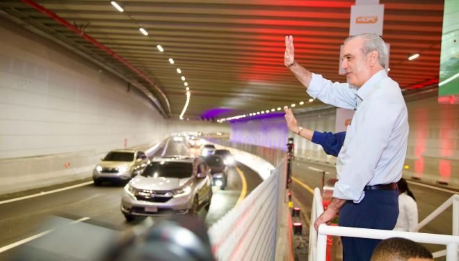 Presidente Abinader inaugura el túnel de la Plaza de la Bandera