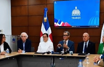 Clínicas levantan suspensión de servicios a ADARS y ARS Futuro