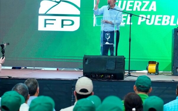 LF acusa Gobierno “engañar al pueblo” con los costos energía