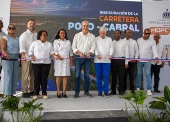 El Presidente inaugura obras en provincias suroeste dominicano