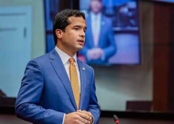 Omar Fernández a la oposición: «Da la impresión de que se nos haría difícil unir a toda una nación»