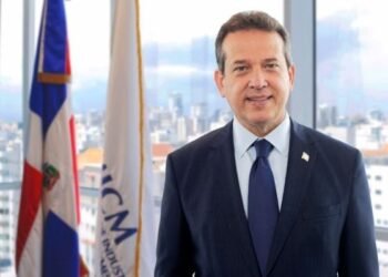Presidente dominicano cambia Canciller y 25 funcionarios más